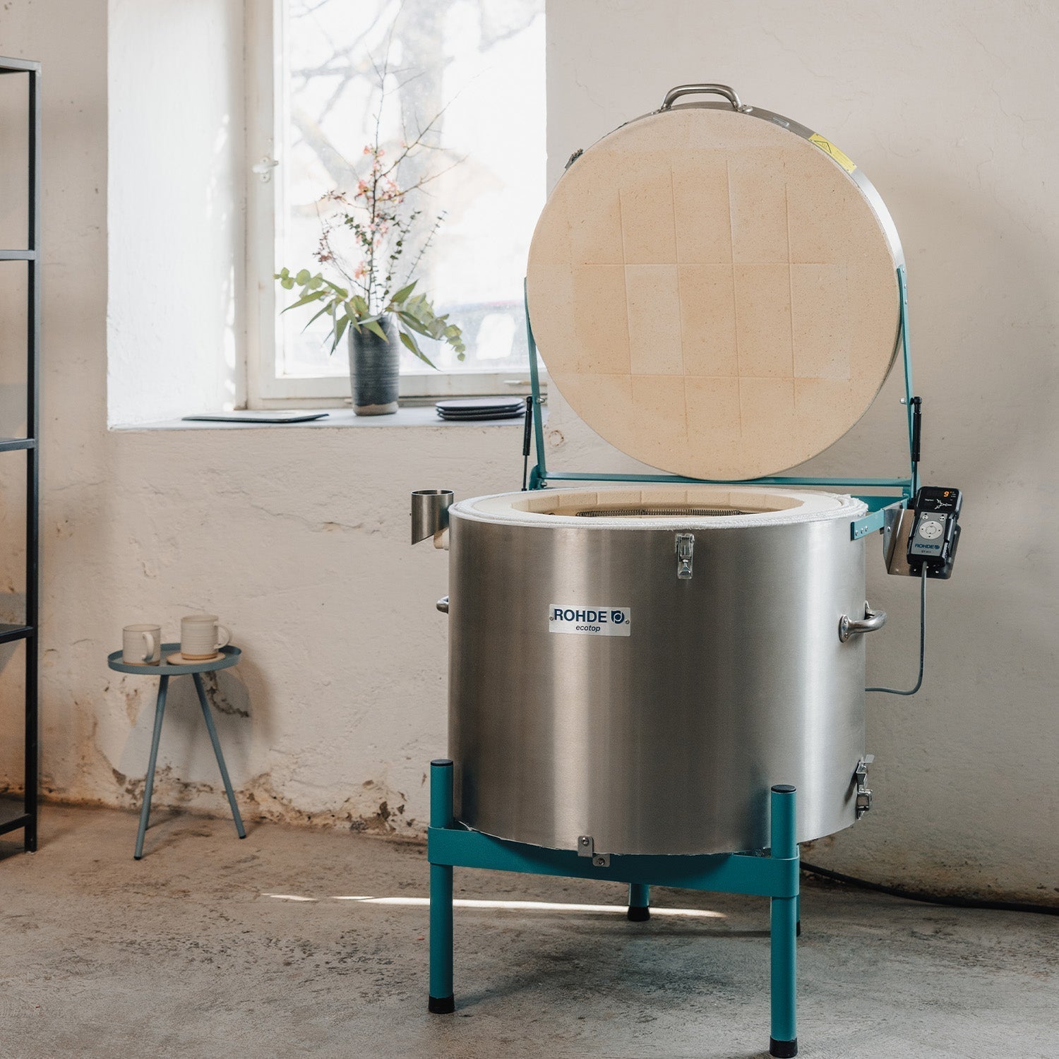 Which voltage and/or phase should I select?